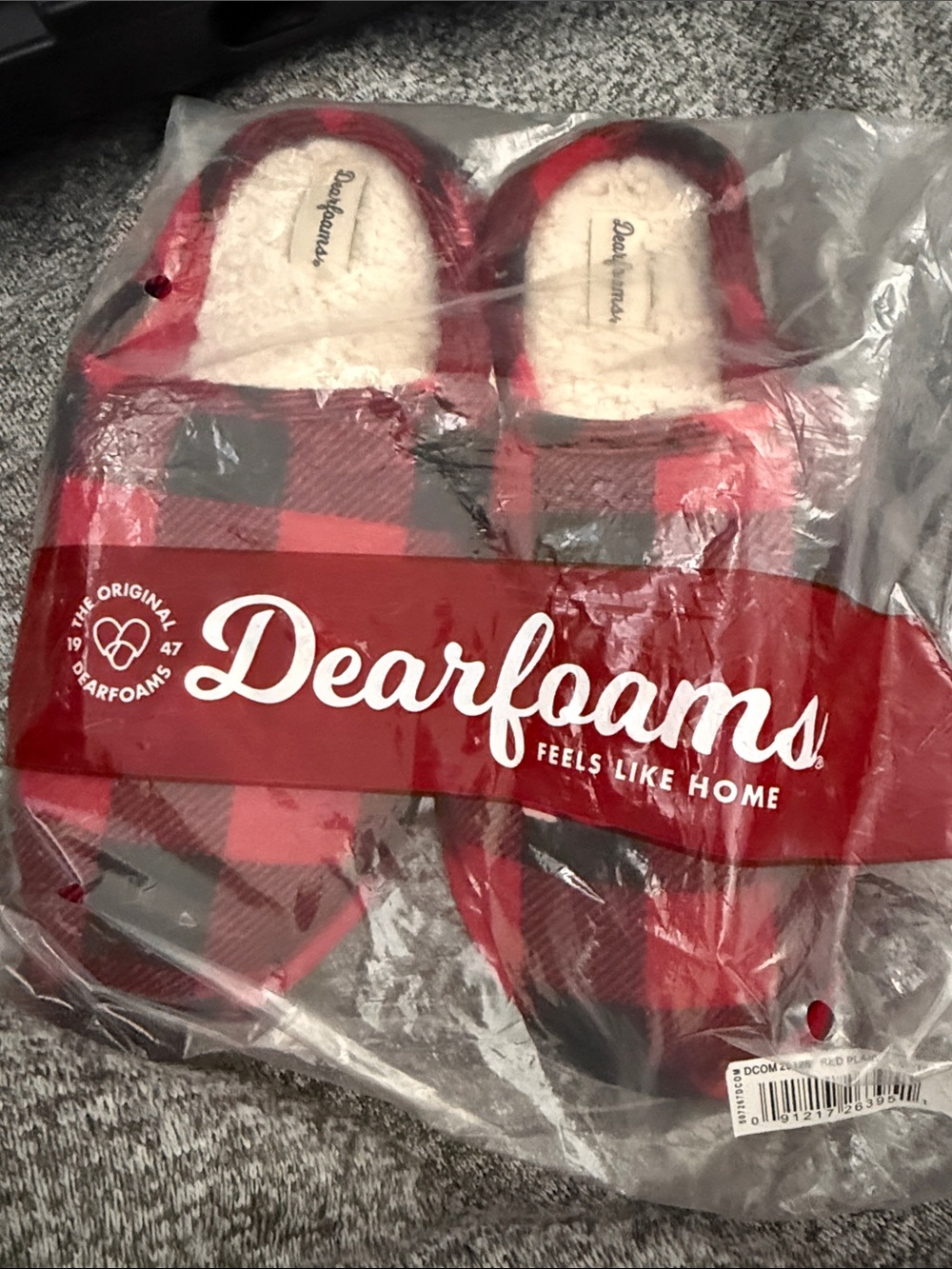 Dearfoam slippers. Auntie Bear written on them. Size L9-10